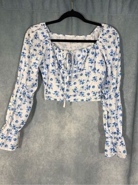 Talbots Blue Floral Peasant Crop Top